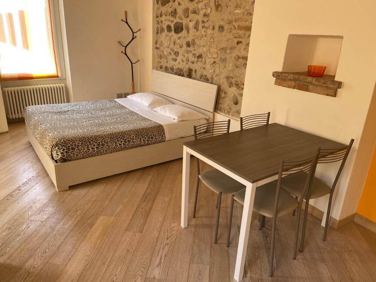 Appartamenti Mavino Σιρμιόνε Εξωτερικό φωτογραφία